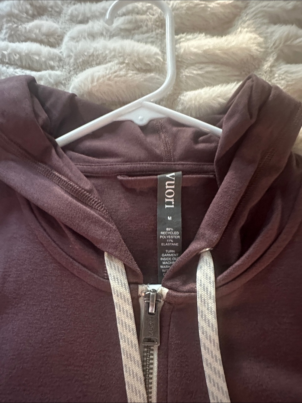 Women’s Vuori Halo Maroon Zip-Up Hoodie Jacket - NWOT medium - Picture 3 of 9